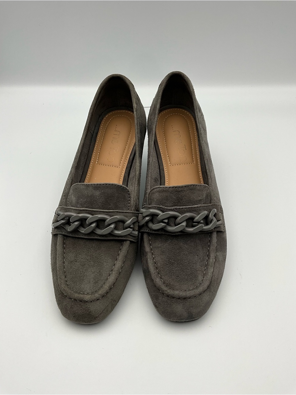me too Loafers Size 7.5 Gray Suede Chain-Trim Loafers